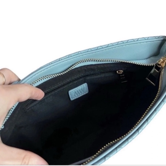 MW Shoulder Bag with Gold Chain Faux Leather - Picture 6 of 13